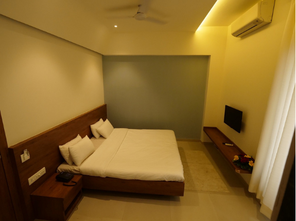 vovam service apartment in nashik